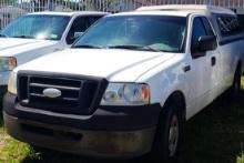 2008  Ford F-150 Truck  with Camper Top and  bedliner