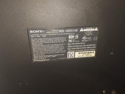 Sony Bravia 40 in Flat Screen -KDL-40v5100