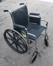 Excel 2000 wheelchair without foot rests
