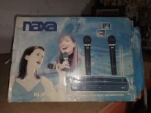 Naxa NX-984 Professional Wireless Mircophone