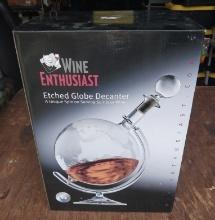 Wine Enthusiast Etched Globe Decanter