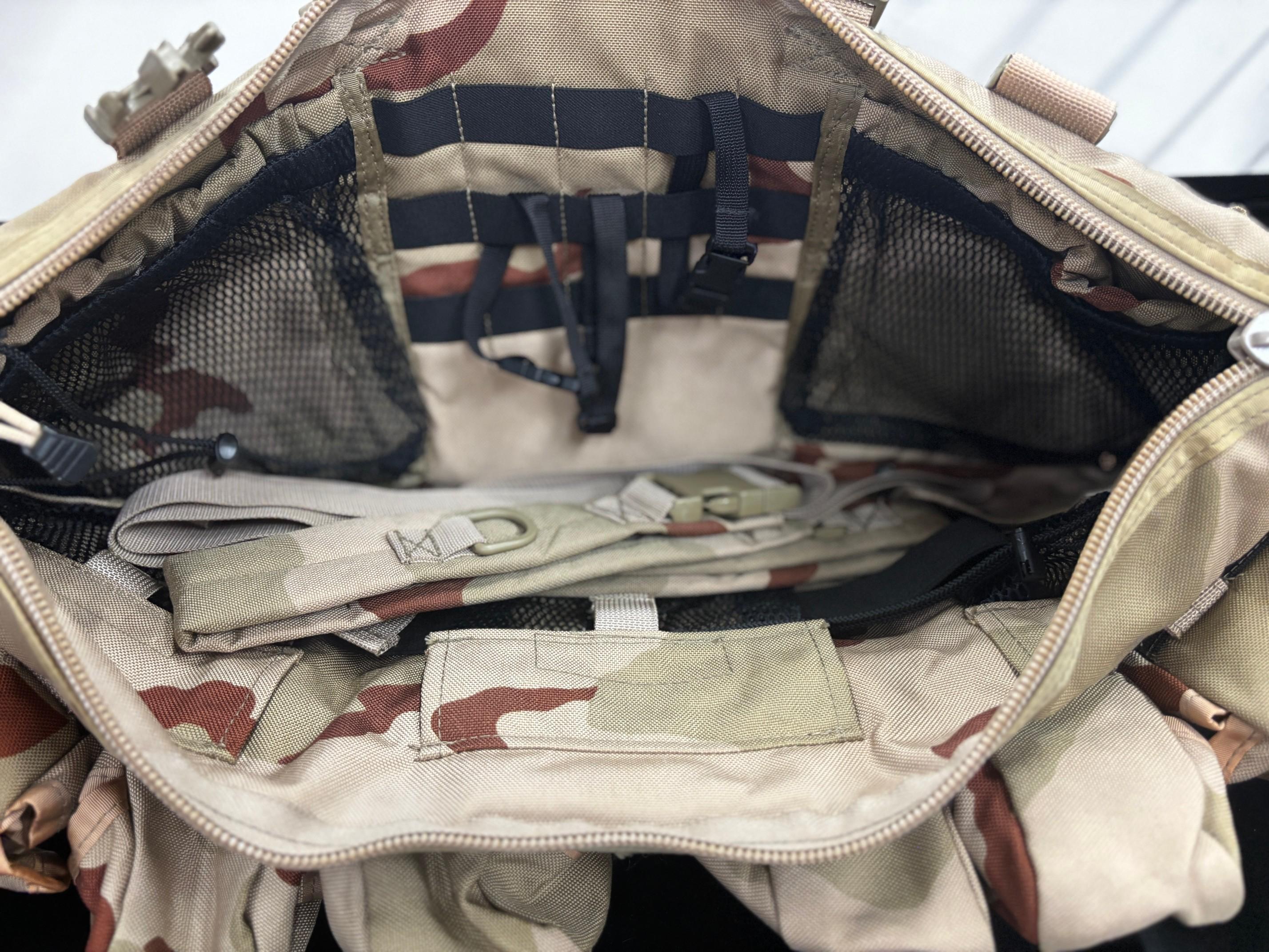 Spec-Ops Desert Combat Lifesaverâ€™s Gear Bag