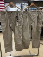 5.11 Tactical Cargo Pants Sz. 44 Waist