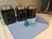 Kitchen Items Lot
