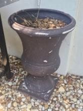 27" Planter