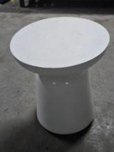 15"R Metal Side Table