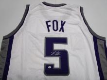 De'Aaron Fox of the Sacramento Kings signed autographed basketball jersey PAAS COA 902
