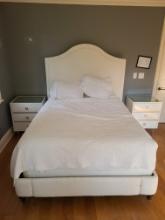 Modern Queen Bedroom set - Bed, 2 nightstands, boxspring and pillow top Mattress - 60in