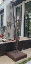 Outdoor 10 Ft Umbrella with base