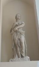 Standing Lady  - Statue in Masonery Finish