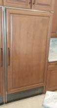 Subzero Refrigerator - 601R