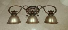 3 light Sconce