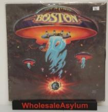 Boston Debut Album LP Epic Records 1976 VG+ to EX
