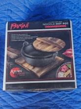 New, In Box Parini Noodle Hot Pot