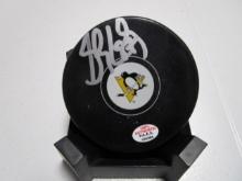 Sidney Crosby of the Pittsburgh Penguins signed autographed logo hockey puck PAAS COA 384