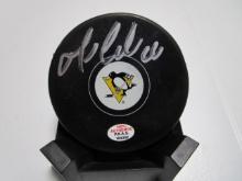 Mario Lemieux of the Pittsburgh Penguins signed autographed logo hockey puck PAAS COA 352
