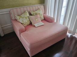 52" Oversized Chair (matches lot 380)