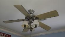 5 Panel Ceiling fan with lighting