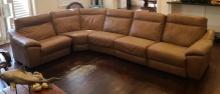 Natuzzi Leather sofa with 2 power recliners - small issues -140 x 80 in