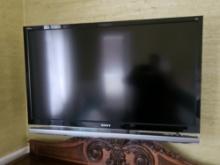 Sony 44" Television with Swivel Mounting Bracket