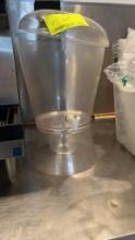 Countertop beverage dispenser