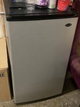Sanyo office refrigerator