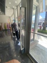 Sensormatic Anti-theft system door only no tags