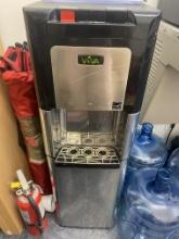 Hot and cold water machines (hot water does not work cold only) 