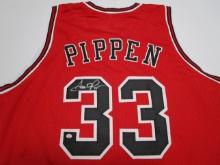 Scottie Pippen of the Chicago Bulls signed autographed basketball jersey PAAS COA 021