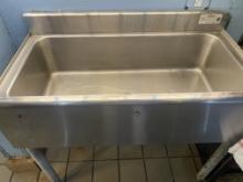 36" x 18" x 9" deep stainless steel ice spin