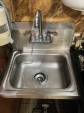 Wall mount hand sink