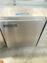Edonis stainless steel under counter refrigerator with epoxy coated adjustable shelf Tested and work