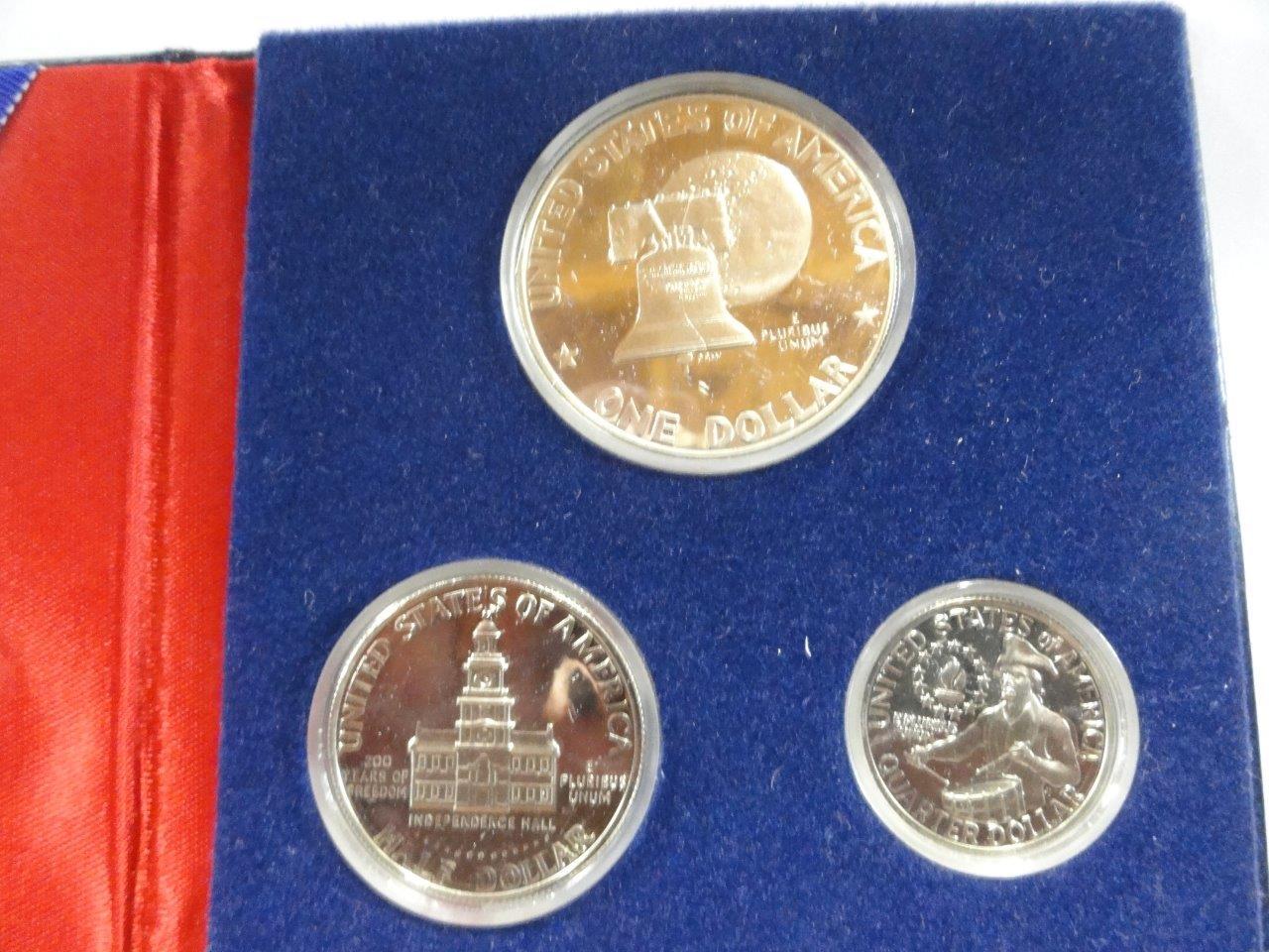 1976 U.S. MINT BICENTENNIAL SILVER PROOF SET - QUARTER, HALF, & DOLLAR