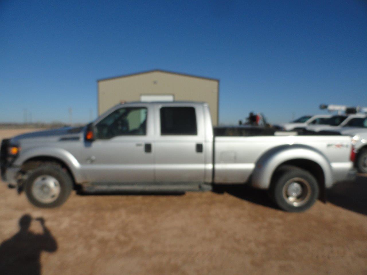 2011 FORD F350 DUALLY CREW CAB 4X4 PICKUP,