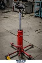ENGINE STAND