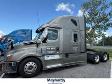 2022 Freightliner Cascadia 126 Sleeper Truck