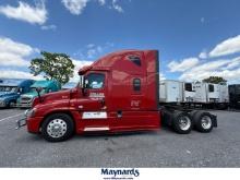 2016 Freightliner Cascadia 126 Sleeper Truck