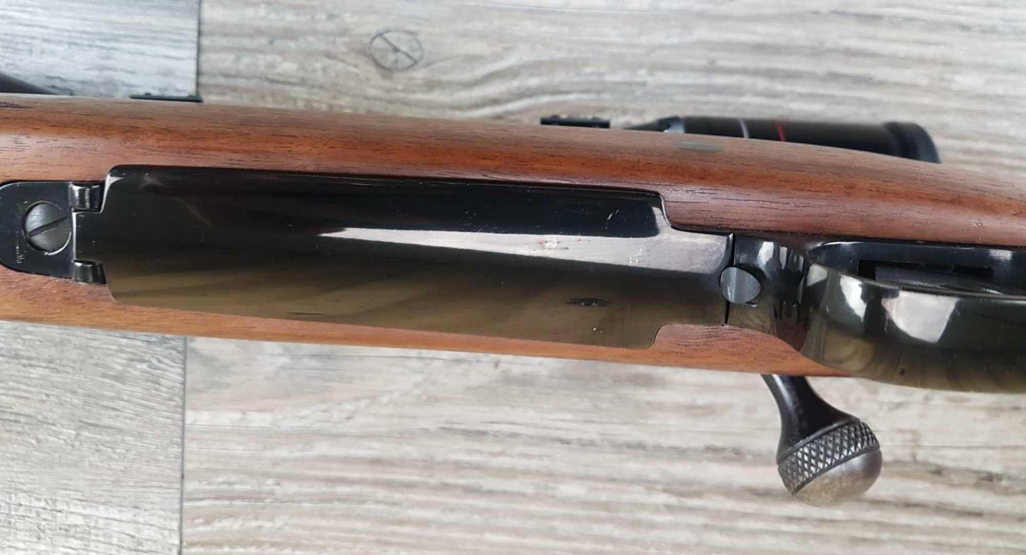 WINCHESTER MODEL 70