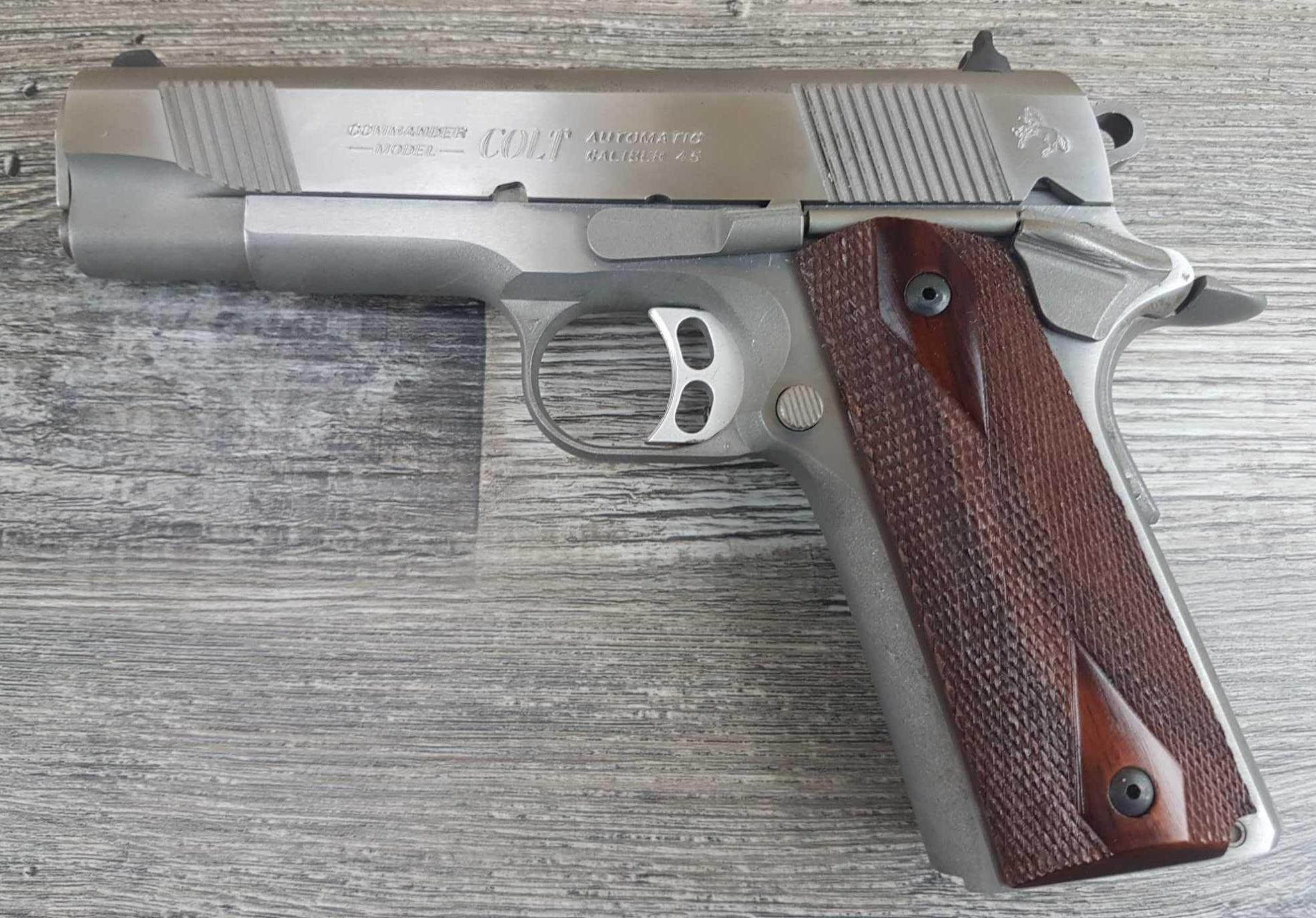 COLT MODEL COMMANDER