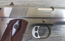 COLT MODEL COMMANDER