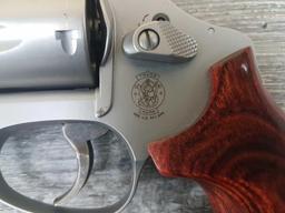 SMITH & WESSON MODEL 60-14 LADY SMITH