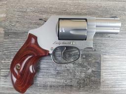 SMITH & WESSON MODEL 60-14 LADY SMITH