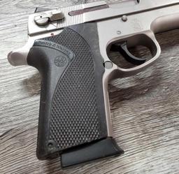 SMITH & WESSON MODEL 4516-2
