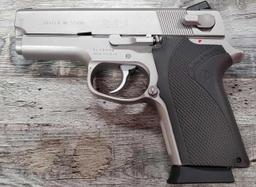 SMITH & WESSON MODEL 4516-1