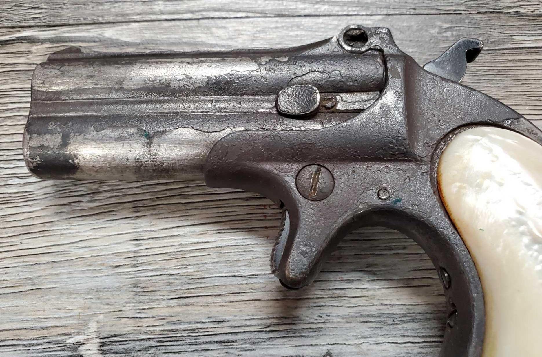 REMINGTON MODEL DERRINGER