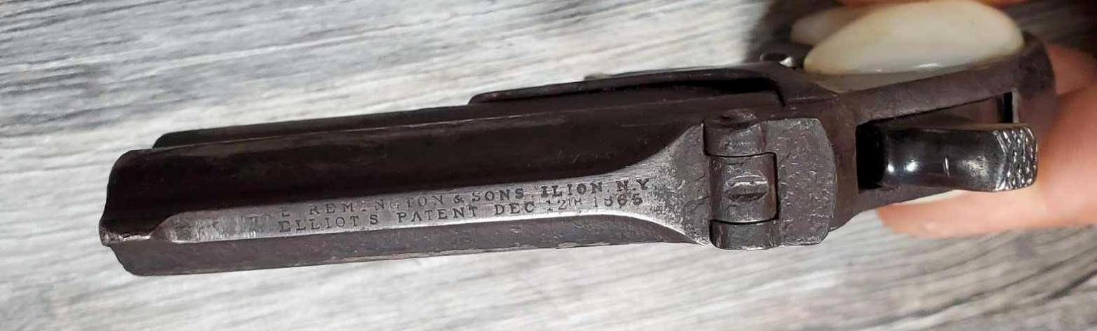 REMINGTON MODEL DERRINGER