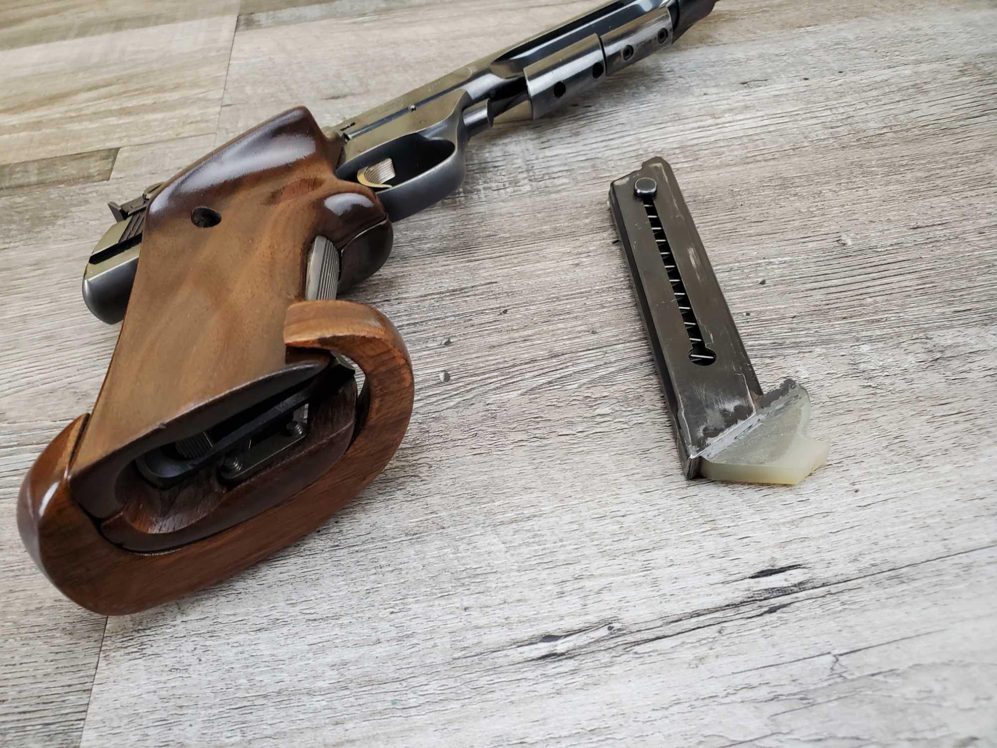 HIGH STANDARD MODEL SUPERMATIC TROPHY 104