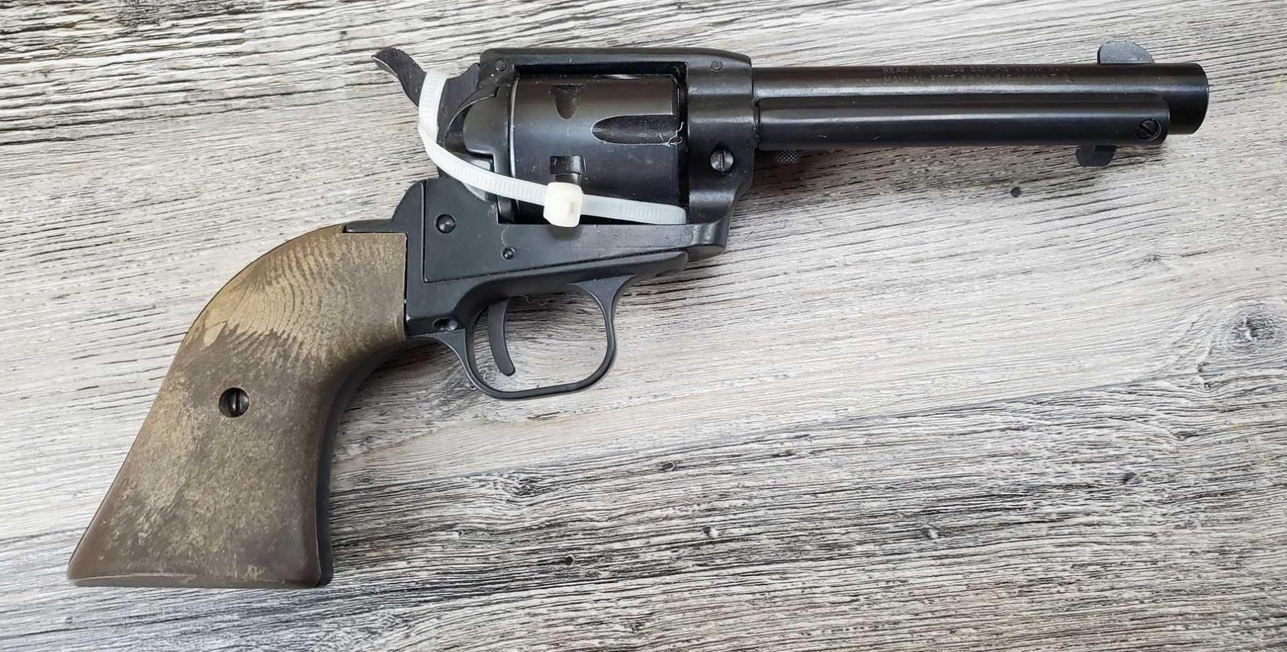 F.I.E. MODEL E15