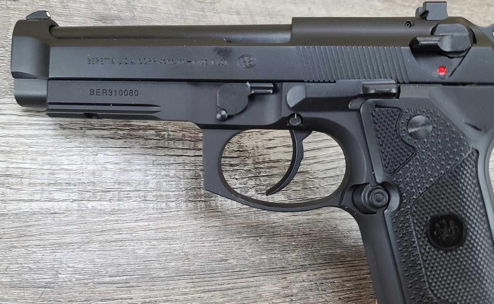 BERETTA MODEL 92FS VERTEC