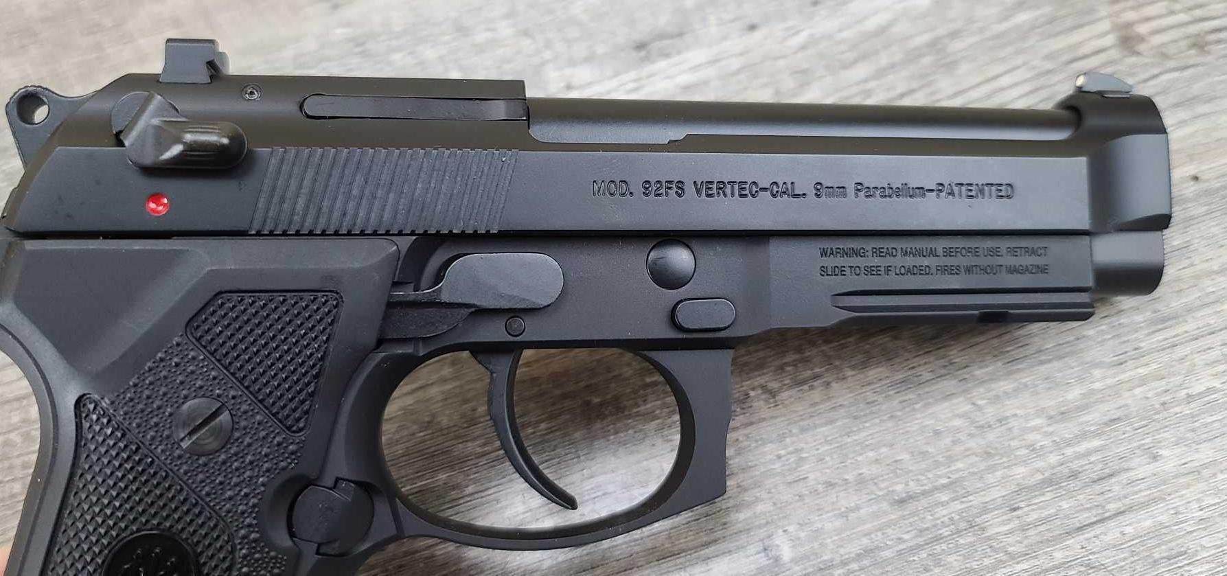 BERETTA MODEL 92FS VERTEC